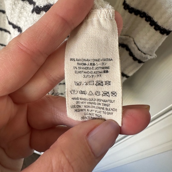 Free People Oversized Striped Sweater Women’s Medium Off White and Navy Blue - Picture 15 of 16